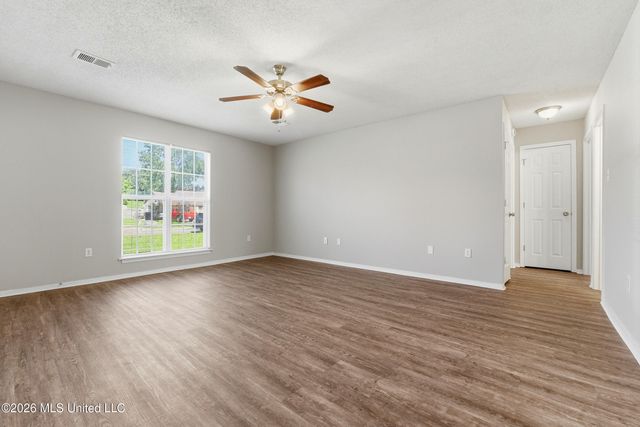 7446 Cliffwood Drive, Horn Lake, MS 38637
