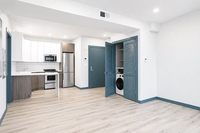 1258 Massachusetts Ave 404, Boston, MA 02125