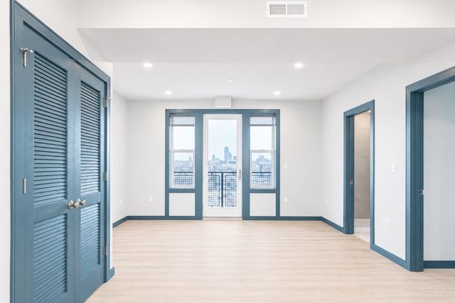 1258 Massachusetts Ave 404, Boston, MA 02125