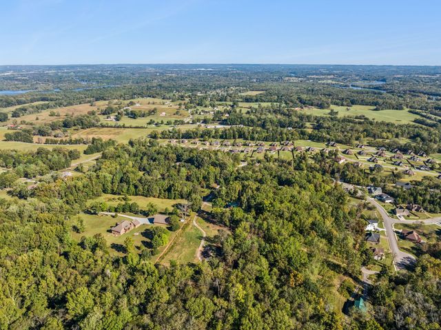 7025 Cairo Bend Rd, Lebanon, TN 37087