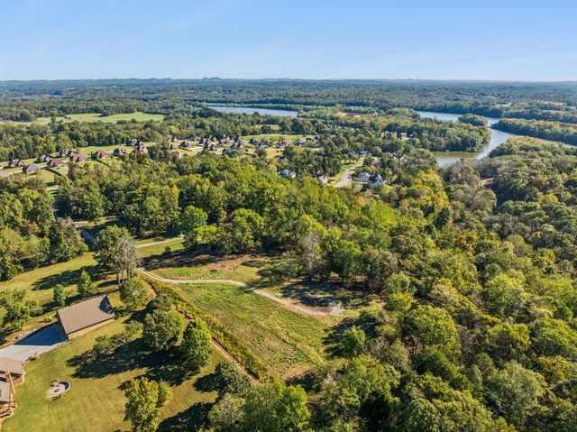 7025 Cairo Bend Rd, Lebanon, TN 37087