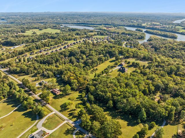 7025 Cairo Bend Rd, Lebanon, TN 37087