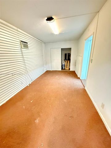608 SW 12th Avenue, Dania Beach, FL 33004