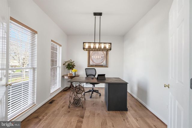 8151 CANCUN CT, Gainesville, VA 20155