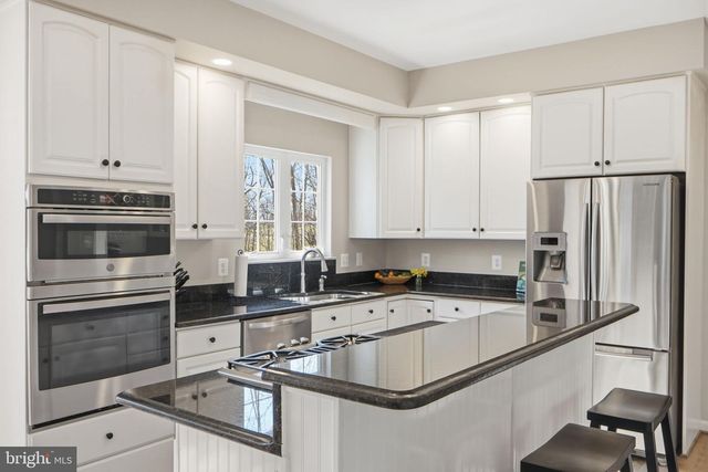 8151 CANCUN CT, Gainesville, VA 20155