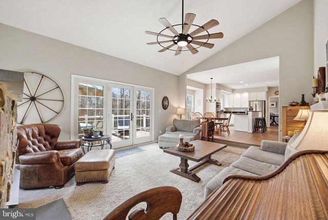 8151 CANCUN CT, Gainesville, VA 20155