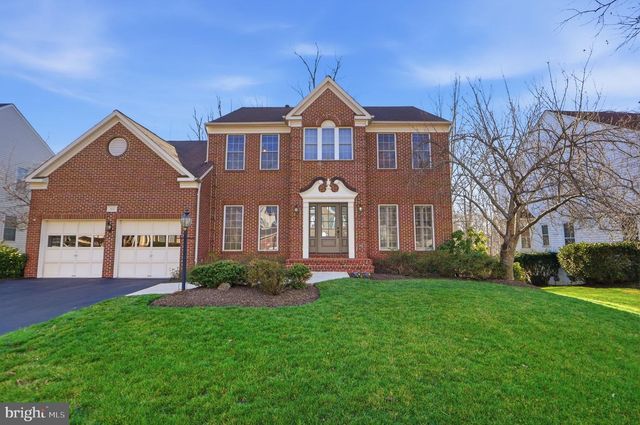 8151 CANCUN CT, Gainesville, VA 20155