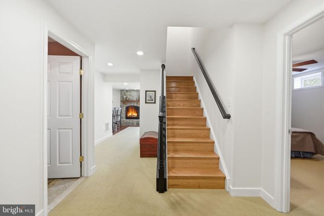 8151 CANCUN CT, Gainesville, VA 20155