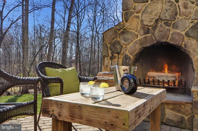 8151 CANCUN CT, Gainesville, VA 20155