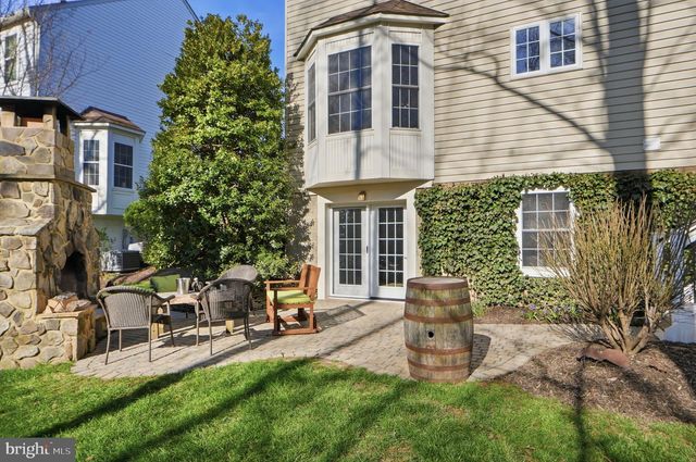 8151 CANCUN CT, Gainesville, VA 20155