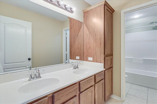 6001 Saint Denis St, Corpus Christi, TX 78414