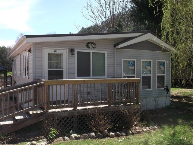 2221 Grass Lake Avenue 255, Lake, MI 48632