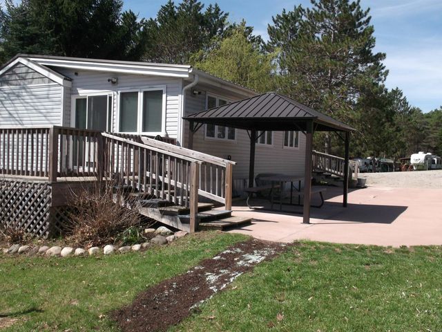 2221 Grass Lake Avenue 255, Lake, MI 48632