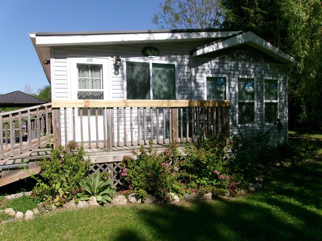 2221 Grass Lake Avenue 255, Lake, MI 48632