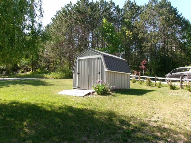 2221 Grass Lake Avenue 255, Lake, MI 48632