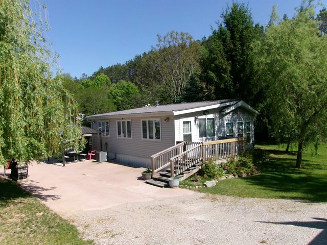 2221 Grass Lake Avenue 255, Lake, MI 48632