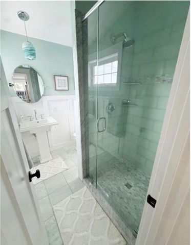 21 Warren Avenue 21, Middletown, RI 02842