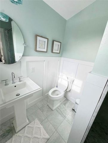 21 Warren Avenue 21, Middletown, RI 02842