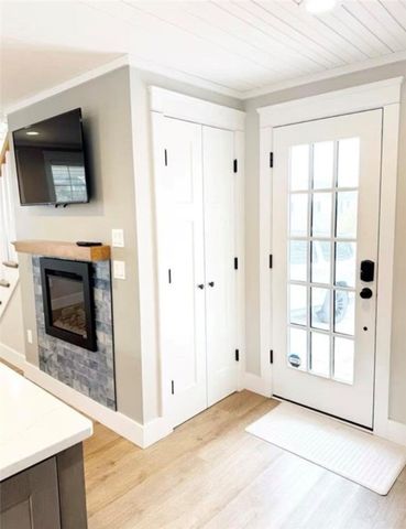 21 Warren Avenue 21, Middletown, RI 02842