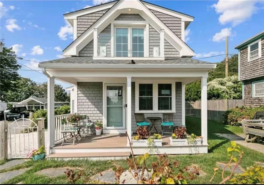 21 Warren Avenue 21, Middletown, RI 02842