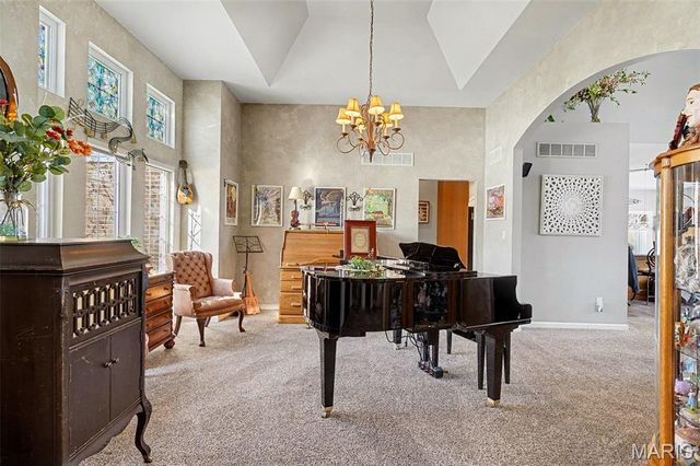 249 Dardenne Farms Drive, St Charles, MO 63304