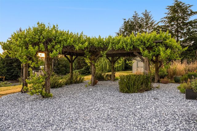 13244 Woodinville-Redmond Road NE, Redmond, WA 98052