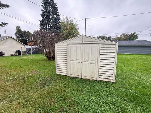 128 W Stout Street, Rice Lake, WI 54868