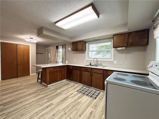 128 W Stout Street, Rice Lake, WI 54868