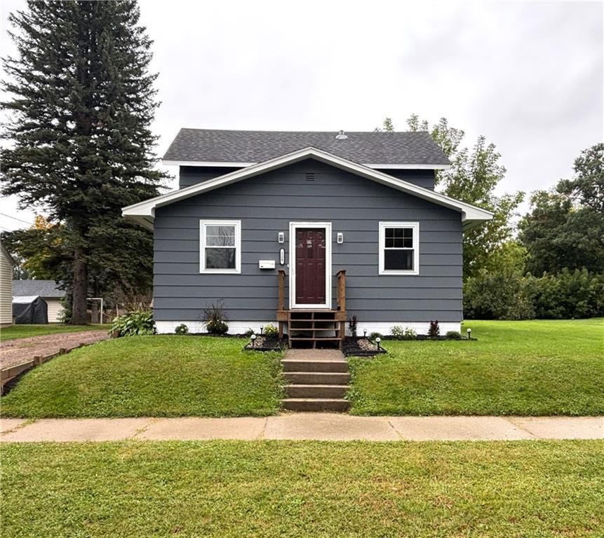 128 W Stout Street, Rice Lake, WI 54868
