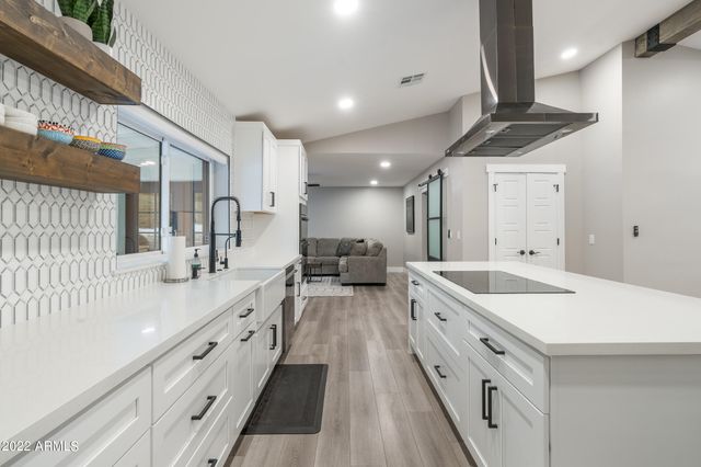 1641 W EVANS Drive, Phoenix, AZ 85023