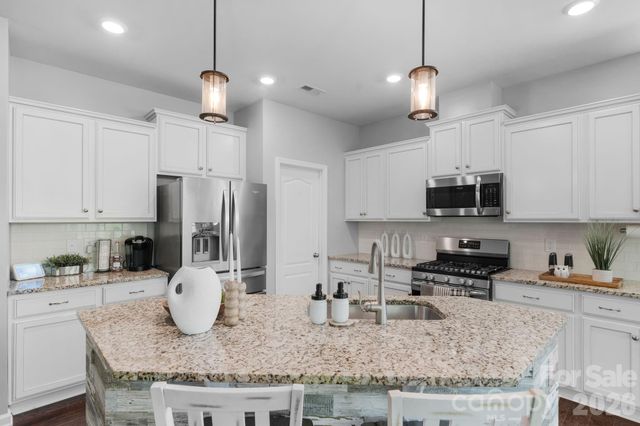 5000 Lily Pond Circle, Waxhaw, NC 28173