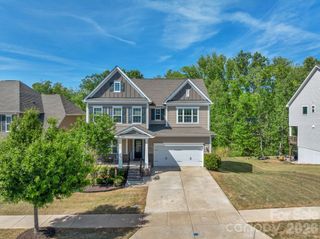 5000 Lily Pond Circle, Waxhaw, NC 28173