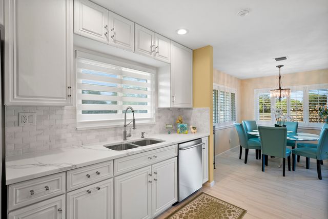 5143 SE Club Way, Stuart, FL 34997