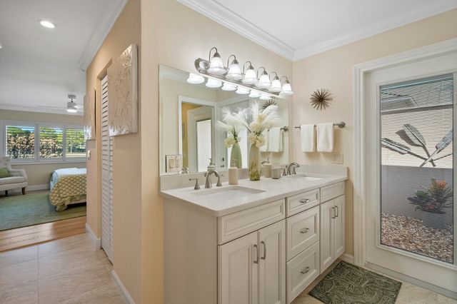 5143 SE Club Way, Stuart, FL 34997