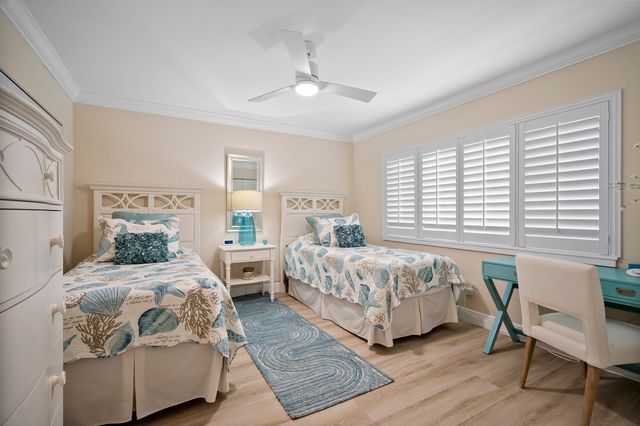 5143 SE Club Way, Stuart, FL 34997