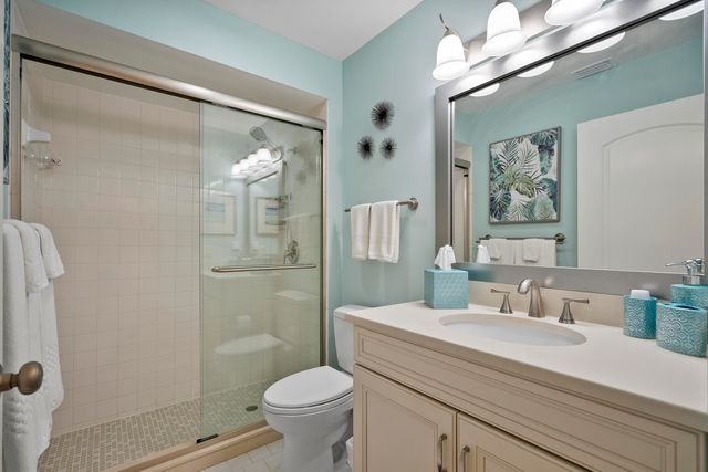 5143 SE Club Way, Stuart, FL 34997