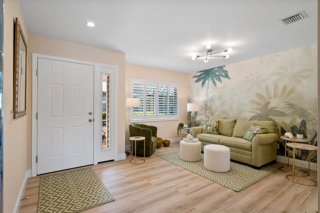 5143 SE Club Way, Stuart, FL 34997