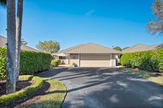 5143 SE Club Way, Stuart, FL 34997