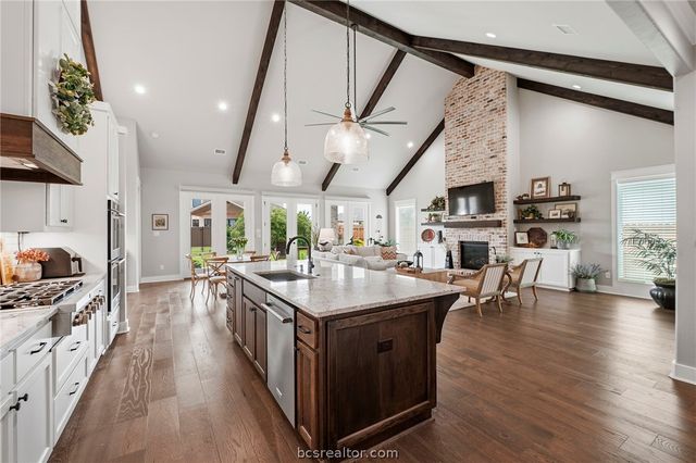 4816 Crystal Ridge Lane, College Station, TX 77845