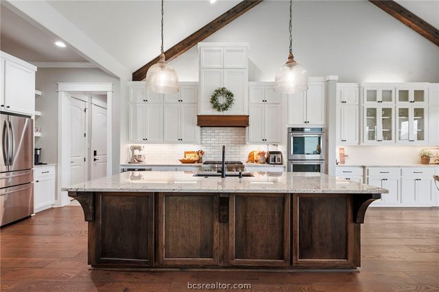 4816 Crystal Ridge Lane, College Station, TX 77845