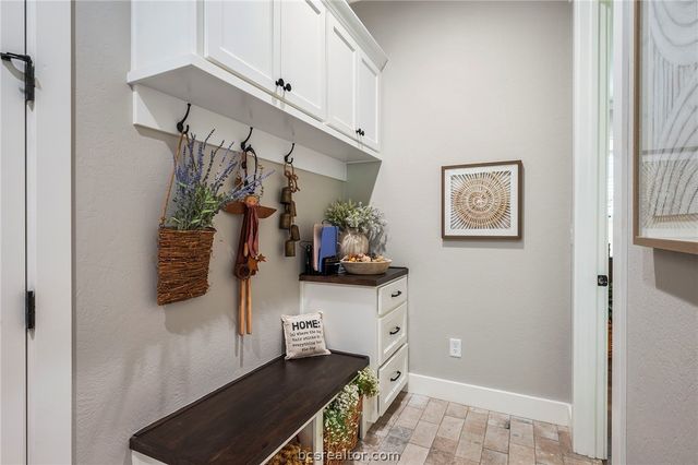 4816 Crystal Ridge Lane, College Station, TX 77845