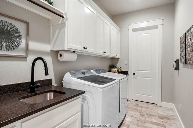4816 Crystal Ridge Lane, College Station, TX 77845