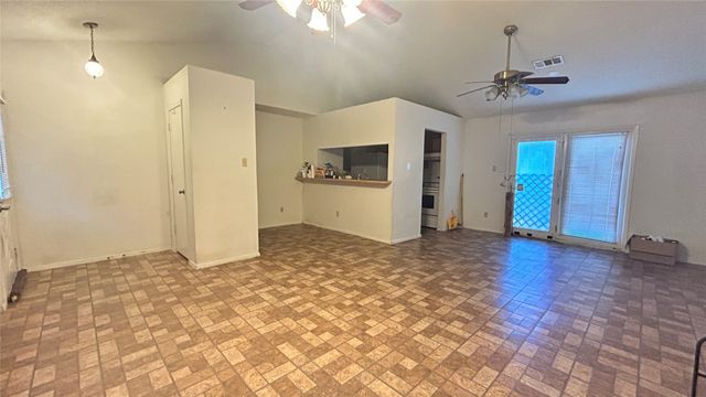 3904 Manzinita Street, Fort Worth, TX 76137
