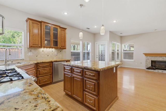 1703 Egret Dr, Tracy, CA 95376