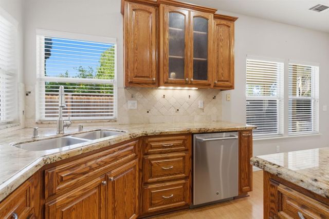 1703 Egret Dr, Tracy, CA 95376