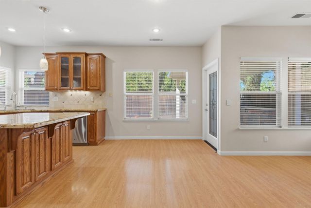 1703 Egret Dr, Tracy, CA 95376