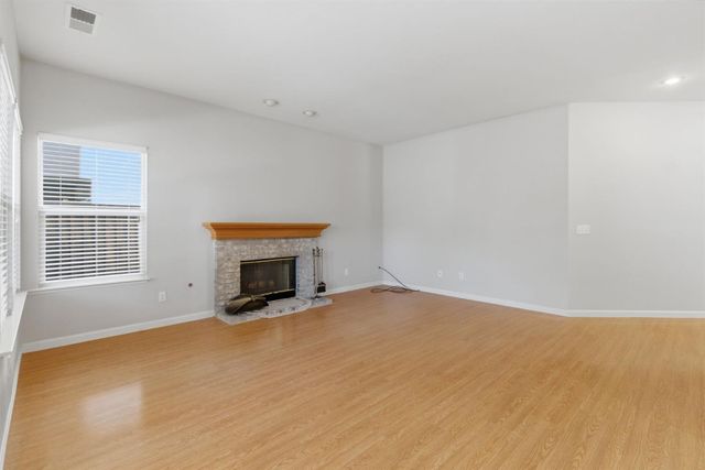 1703 Egret Dr, Tracy, CA 95376