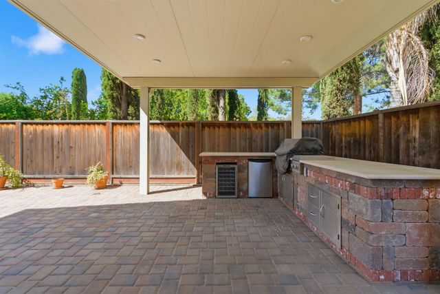 1703 Egret Dr, Tracy, CA 95376