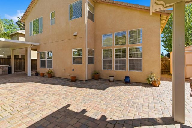 1703 Egret Dr, Tracy, CA 95376