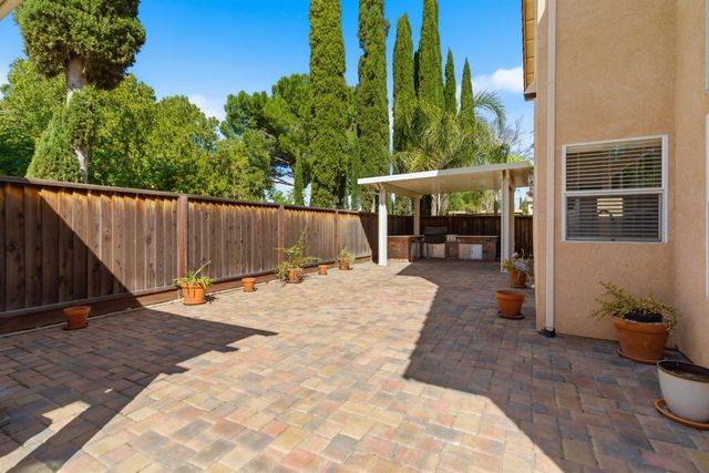 1703 Egret Dr, Tracy, CA 95376